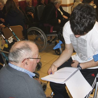 Emilio Oteo: «Nuestros mayores no son solo memoria, son una fuerza viva que nos enseña a amar»