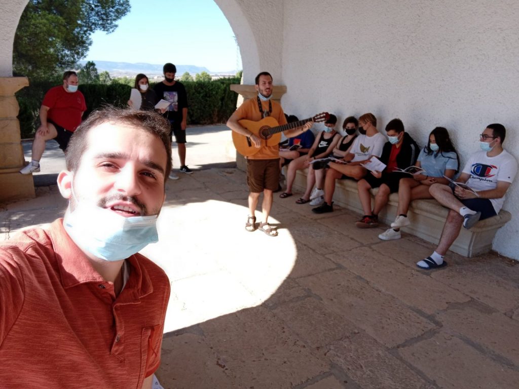 Un campamento para jóvenes lleno de juegos, excursiones y tiempo para  nuevas amistades – Iglesia en Aragon