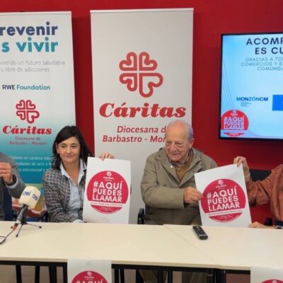 Cáritas Barbastro-Monzón lanza la campaña #AquíPuedesLlamar para retrasar la entrega del móvil a los más pequeños