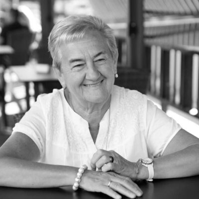 «No acompaño homosexuales o heterosexuales: acompaño personas», Mª Luisa Berzosa aborda en Teruel los desafíos pastorales con las personas LGTBI