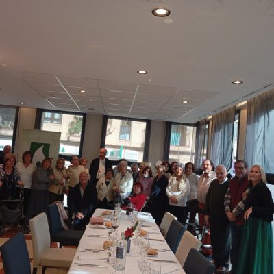 FRATER Huesca celebra su convivencia de Navidad con el obispo