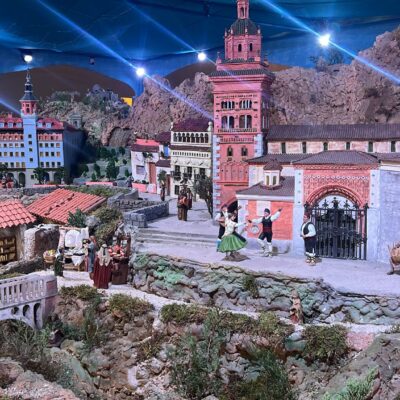 El Belén de la Iglesia de San Pedro de Teruel gana el concurso de IDEATUR