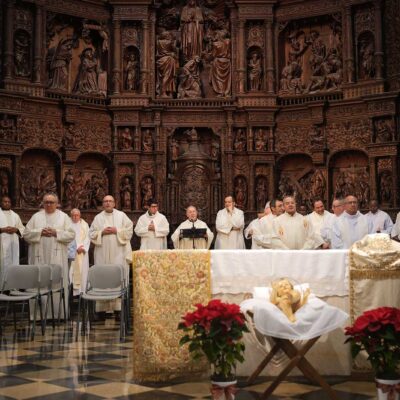La diócesis clausuró el Jubileo de la Esperanza en la Catedral de Teruel con una llamada a seguir caminando anclados en la esperanza