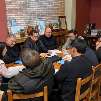 Los sacerdotes de la Vicaría VI profundizan en la Conversación el el Espíritu