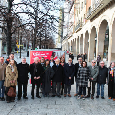 La exposición “Mientras haya personas, hay esperanza” de las Cáritas diocesanas de Aragón llega al Paseo de la Independencia de Zaragoza