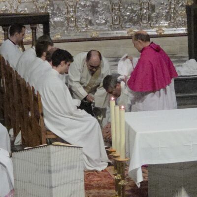 Mons. Vicente Rebollo en la misa de Jueves Santo: “Cristo nos ha amado hasta el extremo; dejemos que ese amor transforme nuestra vida”