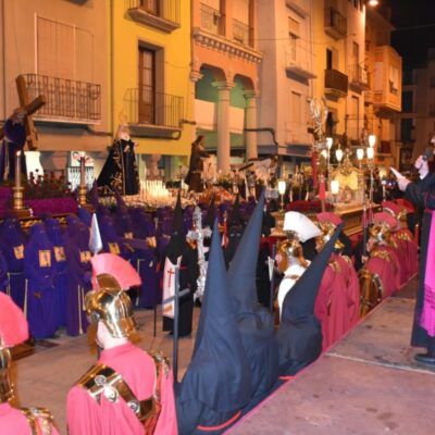 Don Ángel, en la Procesión del Santo Entierro de Barbastro: «Venid a resucitar con Él»