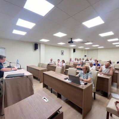 Un ciclo que inspira: Tarazona reflexiona en el Seminario sobre fe, cultura y compromiso