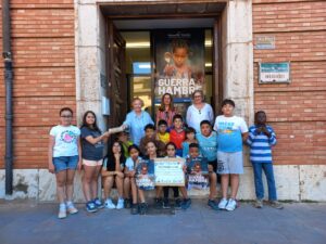 Los alumnos de 5º de Primaria del Pierres Vedel de Teruel donan los beneficios de su cooperativa a Manos Unidas