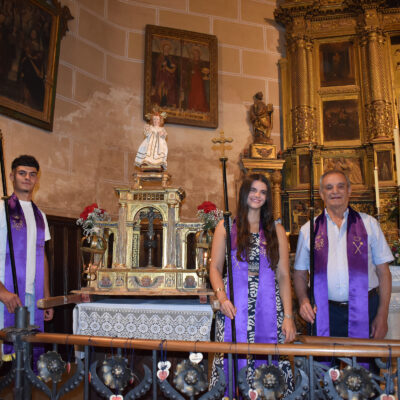 La Hermandad de la Veracruz de Maluenda celebró la Exaltación de la Santa Cruz con la reliquia en procesión y la participación de 53 cofrades